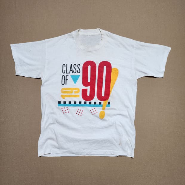 90's "Class of 90" 레트로 그래픽 티셔츠42