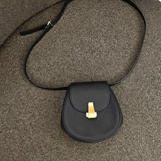 보테가베네타 밸트백