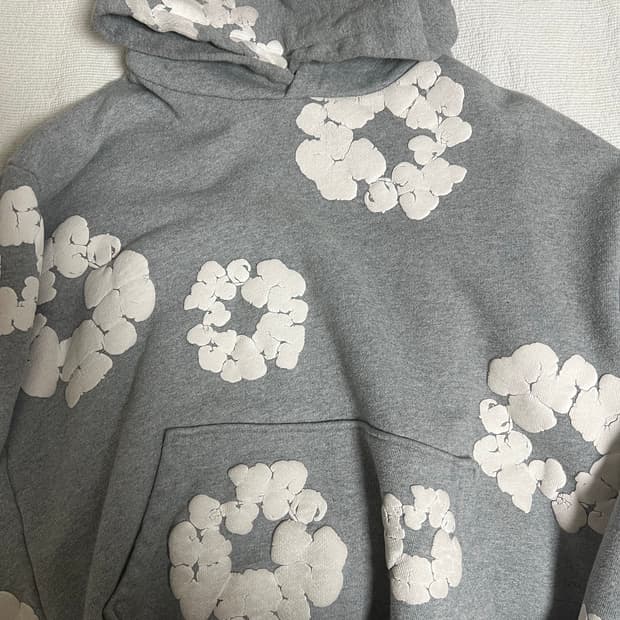 데님티어스 후드티