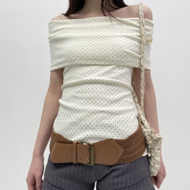 Back tie off shoulder - dot ivory