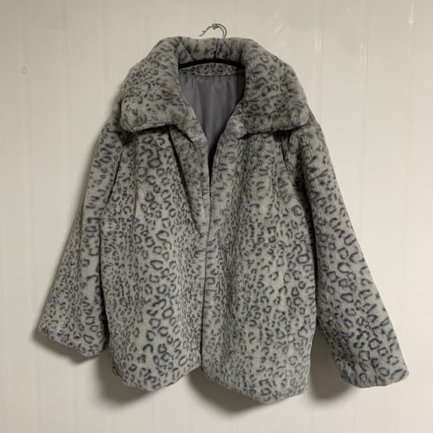 레오파드 인조 퍼 자켓