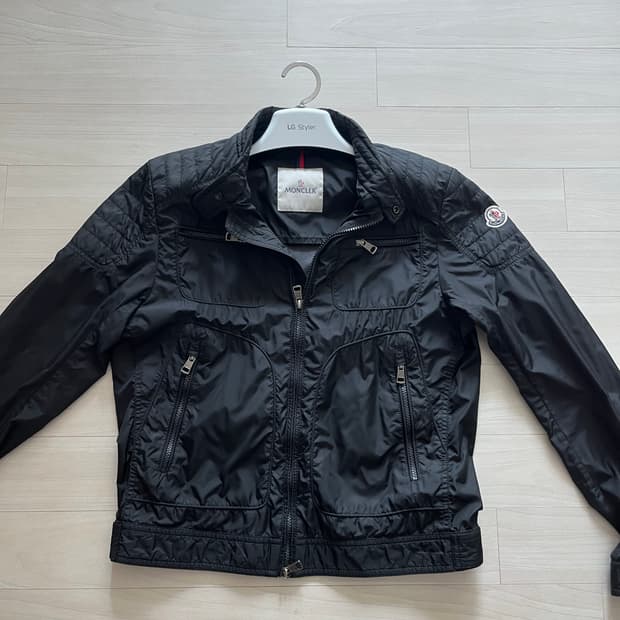 (새상품급)몽클레어 바이커자켓 블랙 2사이즈