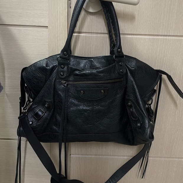발렌시아가 모터백 르시티백 블랙