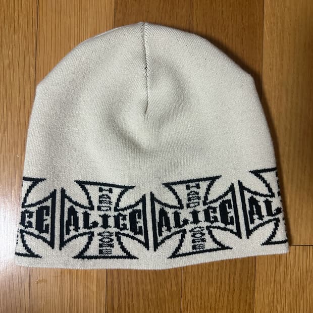 앨리스 할리우드 비니