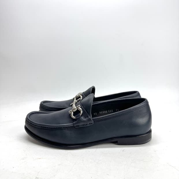 255) 페라가모 간치니 레더 로퍼 (다크네이비)