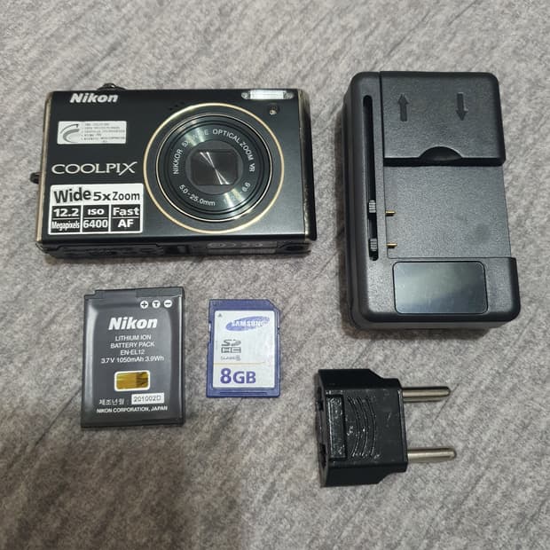 니콘 쿨픽스 S640 디카