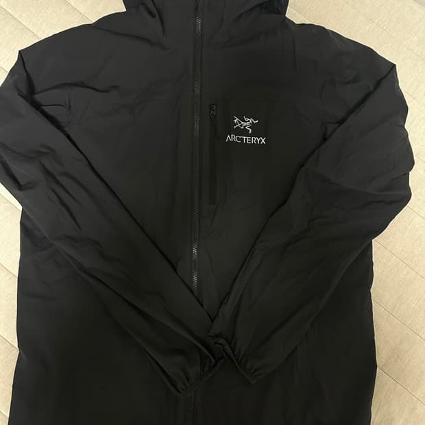 아크테릭스 스쿼미시 블랙 M