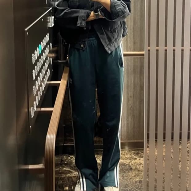  아디다스 트랙 팬츠 M사이즈 급처!!! (실착1분/새제품급!!)