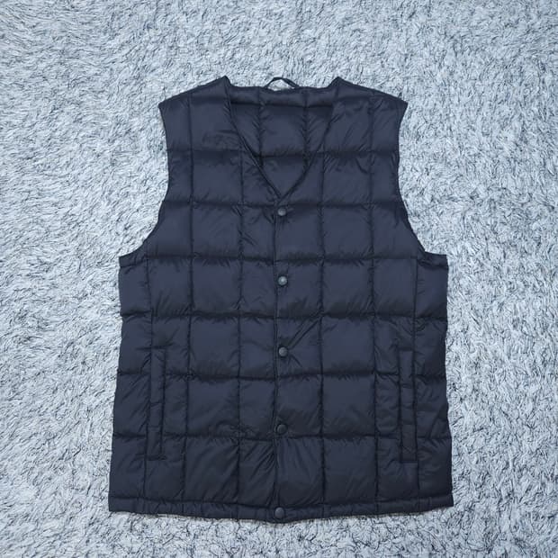 스파오) L 남자 오리털 경량패딩조끼 / 왕눈이샵