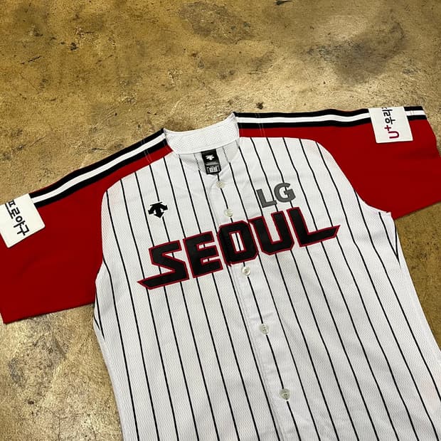 [105] 데상트 LG 트윈스 서울 유니폼 김현수 마킹 b14