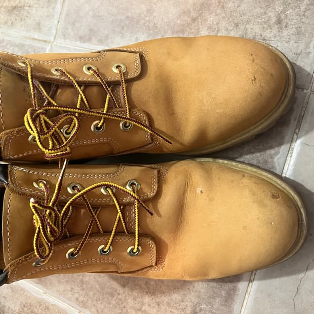 팀버랜드 프리미엄 워터프루프 추카 부츠