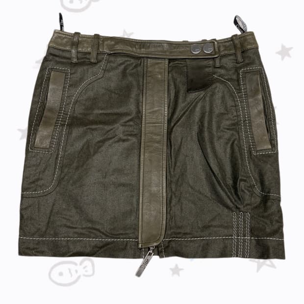 디올 파리지앵 아카이브 라인 가죽  투웨이 카키 미니스커트 