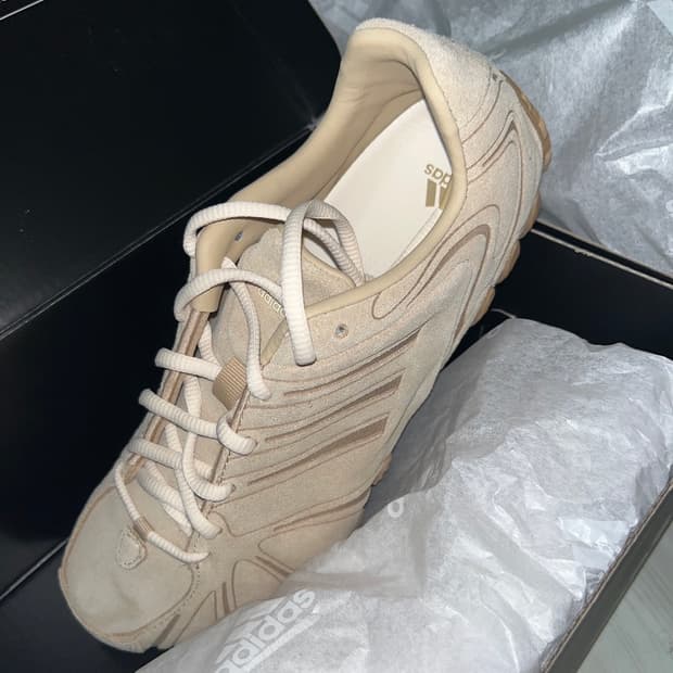아디다스 고스트 스프린트 베이지 240
