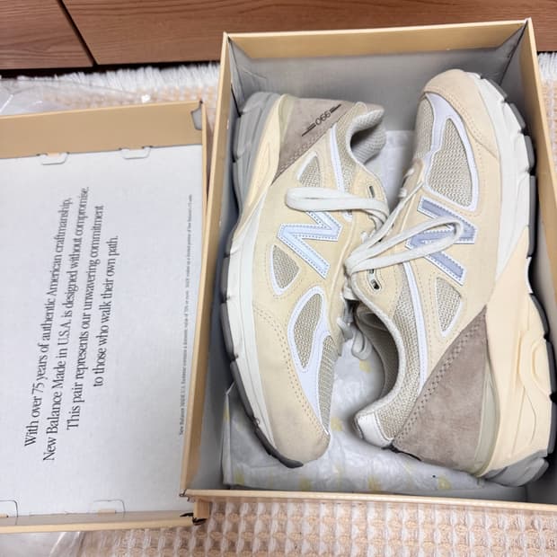 Size 285) 뉴발란스 에메레온도르 990v4