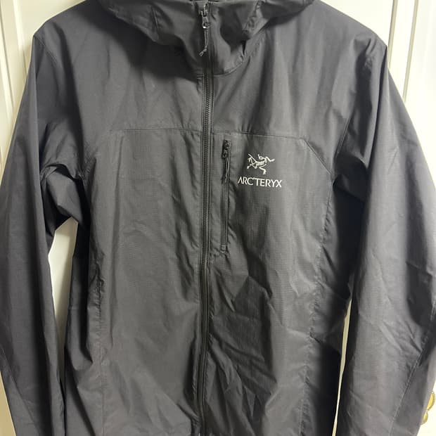 아크테릭스 스쿼미시 후디 블랙