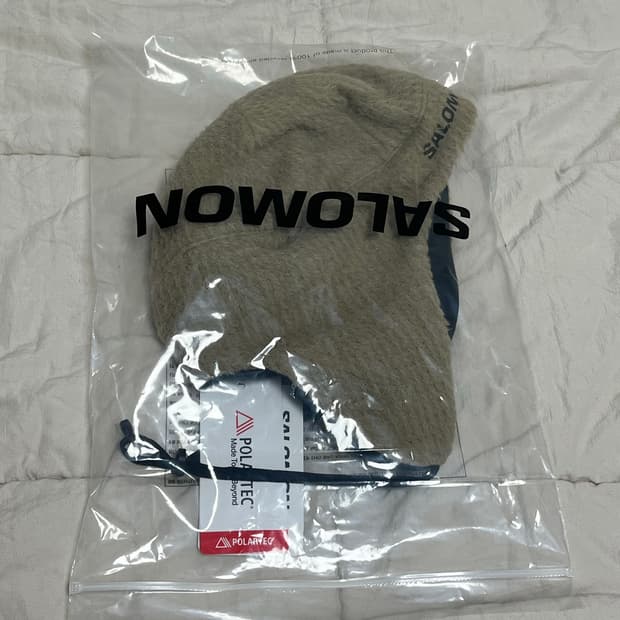 살로몬 시에라 플리스 비니 리버시블 모카