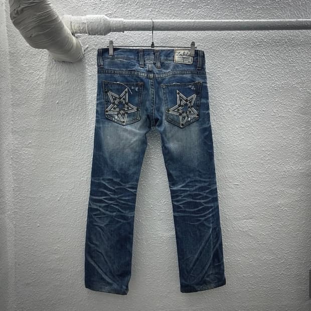 Lolita star detail washing jeans