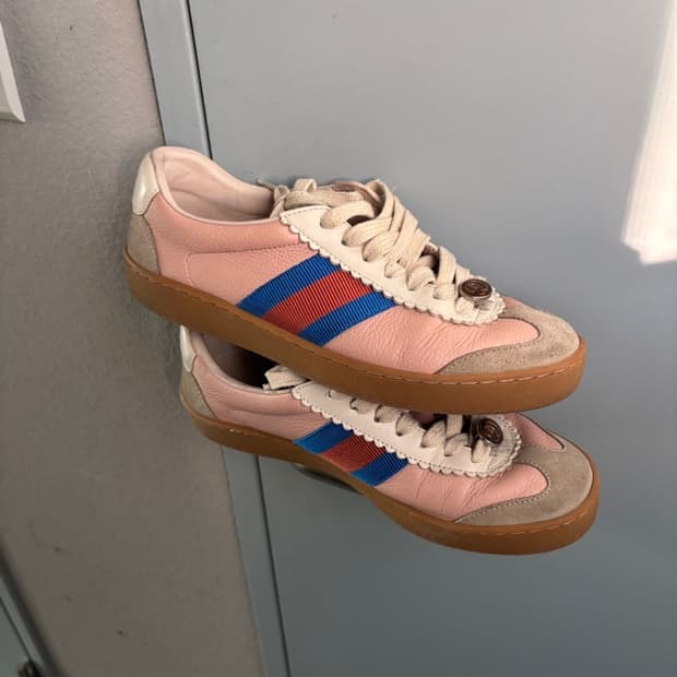 Vintage Gucci sneakers