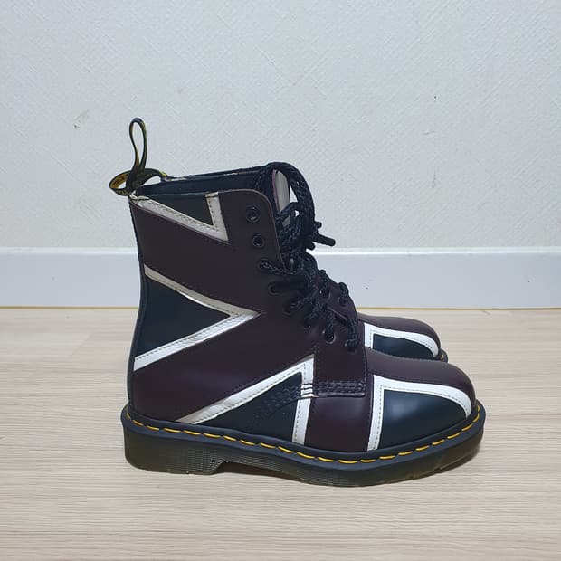닥터마틴 1460 파스칼 브릿 워커 250