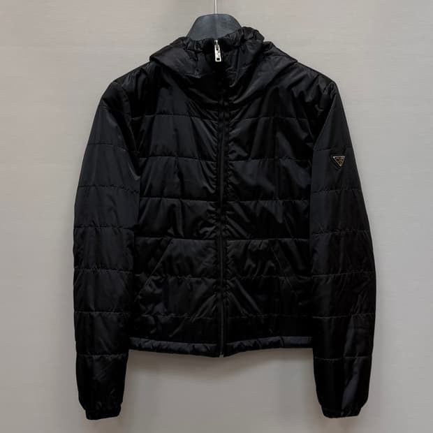 프라다 삼각로고 경량 패딩 점퍼 ( 44~55 )