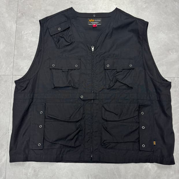 알파 인더스트리