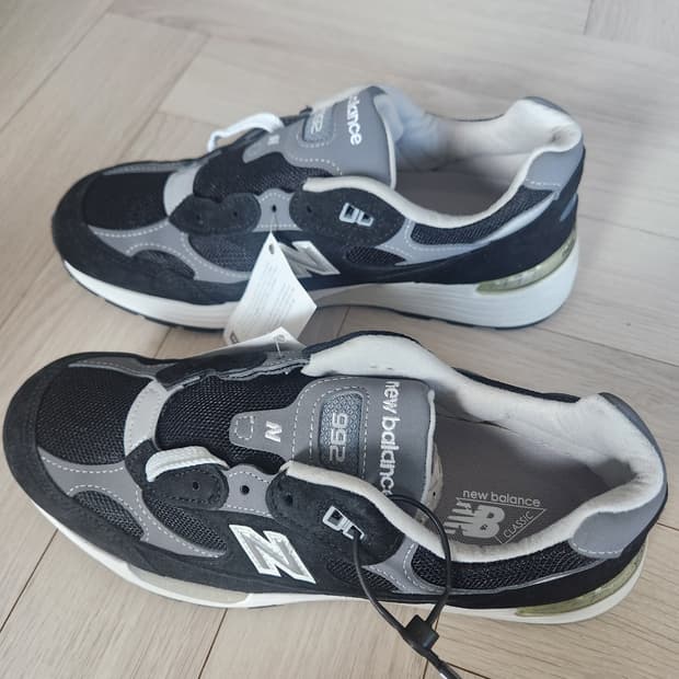 뉴발란스 992블랙 m992eb