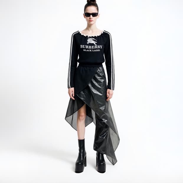 Burberry Velvet Print Shirring Top