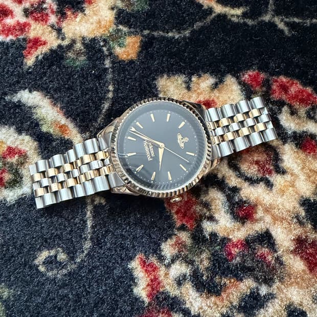 정품 비비안웨스트우드 시계