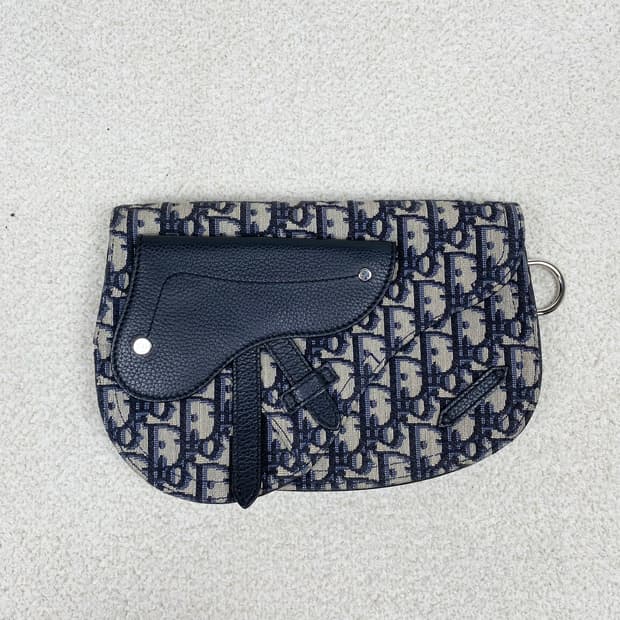 디올 크로스백 오블리크 새들 파우치