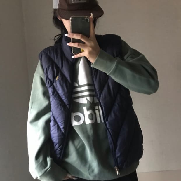 폴로 네이비 패딩조끼