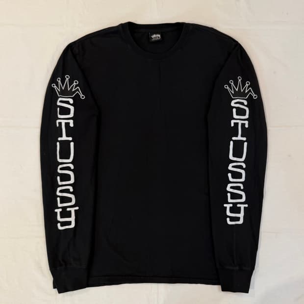 스투시 크라운 암로고 스펠아웃 롱슬리브 긴팔티 블랙