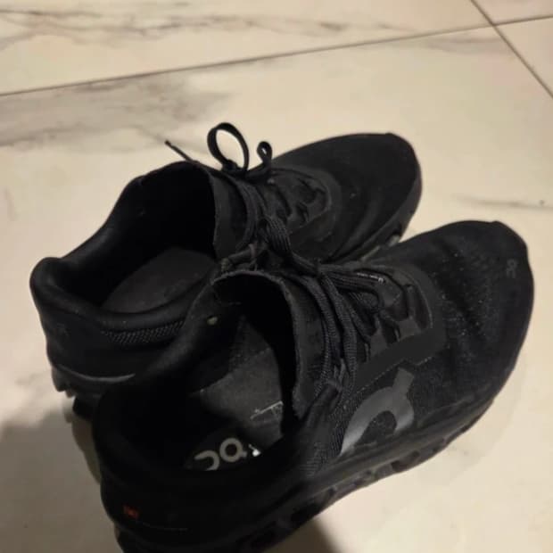 온러닝 클라우드몬스터 260mm