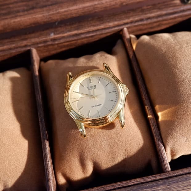 90s 카시오 빈티지 시계 (데드스탁)