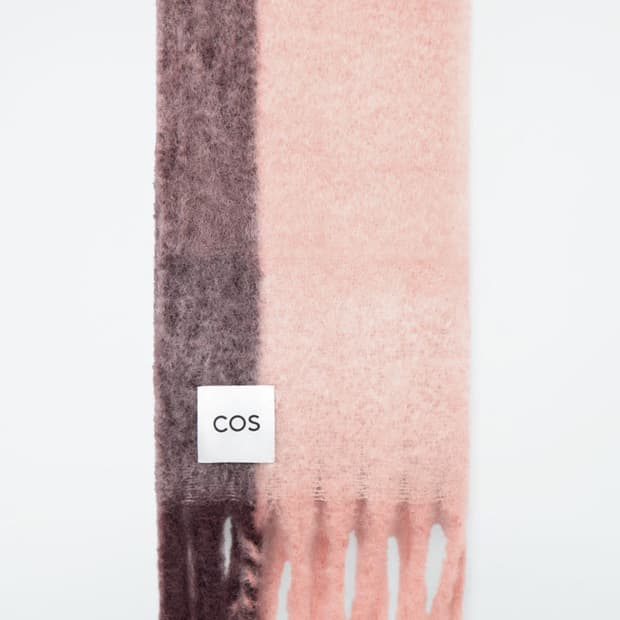 COS 코스 프린지 브러쉬드 모헤어 머플러 [핑크/버건디]