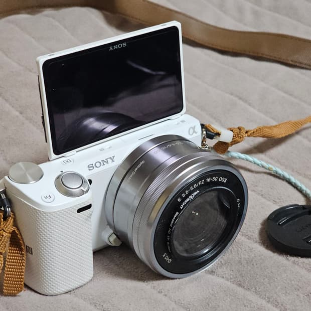 소니 NEX-5T 미러리스 카메라