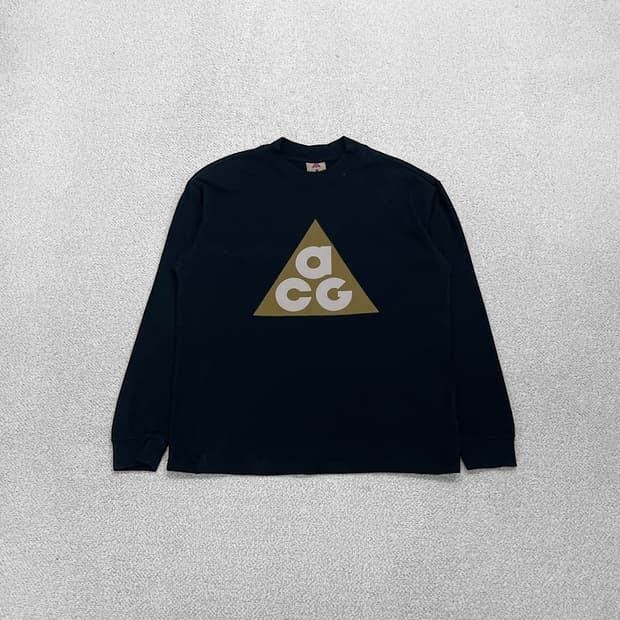 나이키 ACG 빅 로고 롱슬리브 블랙