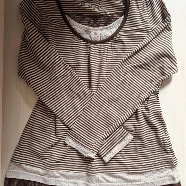 빈티지 모리걸 도트 레이어드 스프라이트 티셔츠 슬리브리스 아오이유우