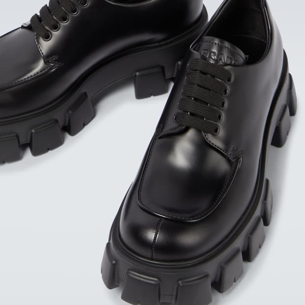 프라다 모놀리스 로퍼 (37 1/2)