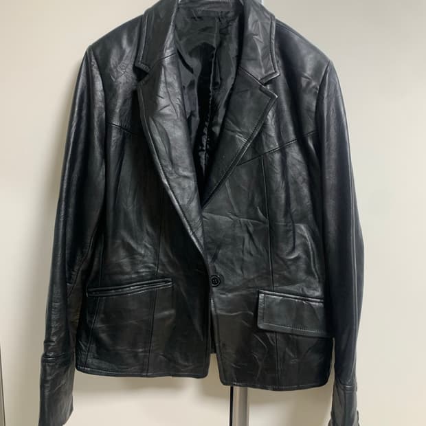 블랙 가죽 자켓