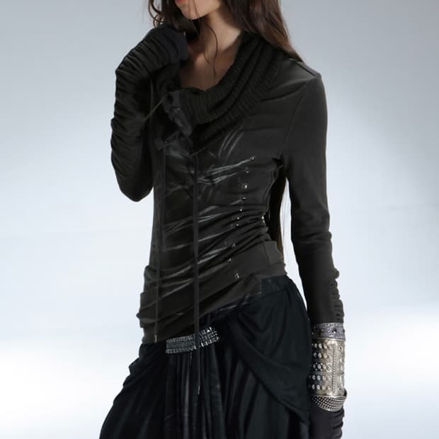 더블 펀치 Emphasized Tie Turtleneck Top s