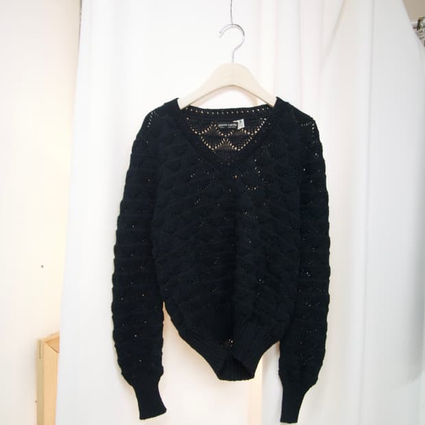 [PIERRE CARDIN] punching v neck knit