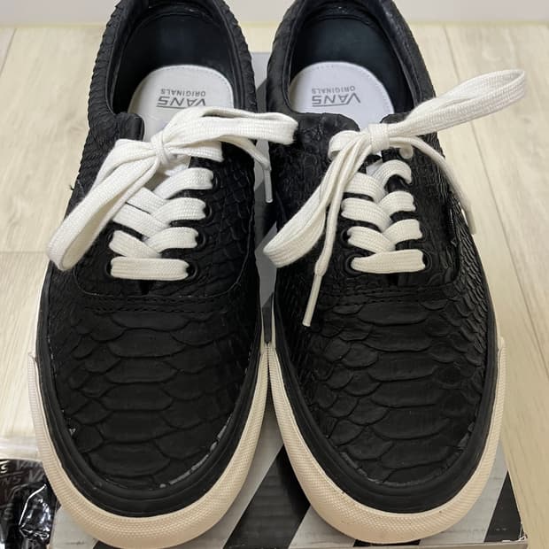 반스볼트x더블탭스 에라 아나콘다 블랙 US8 260 vans vault