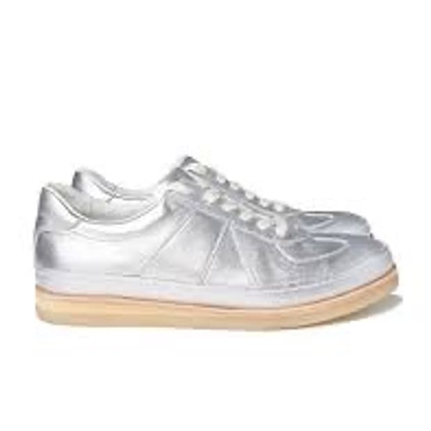 메모러블 독일군 스니커즈 실버 255