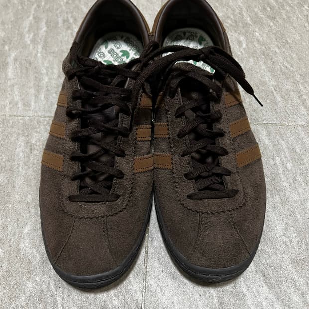 아디다스 토바코 다크브라운