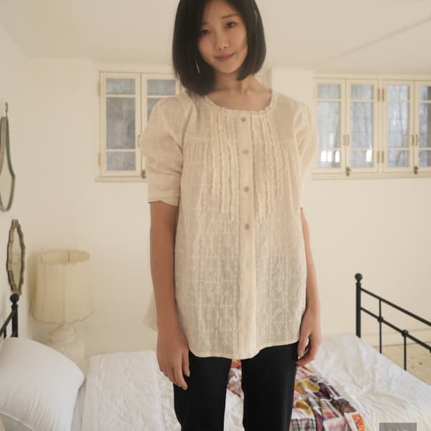 인앤양인하모니 Momo blouse, ivory
