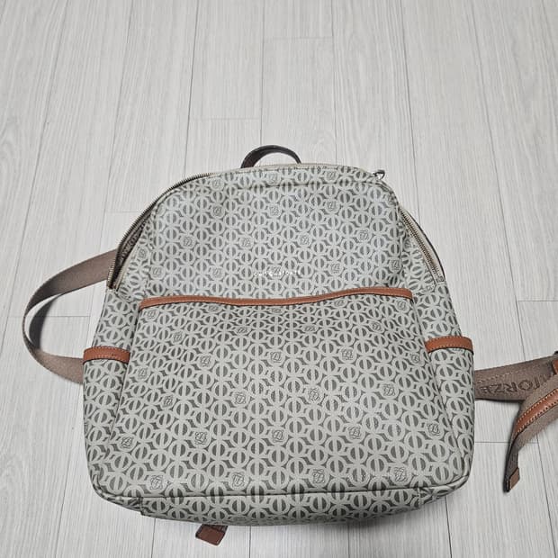 루이까또즈가방