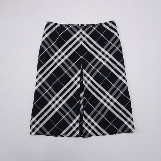 버버리 블루라벨 블랙체크 스커트