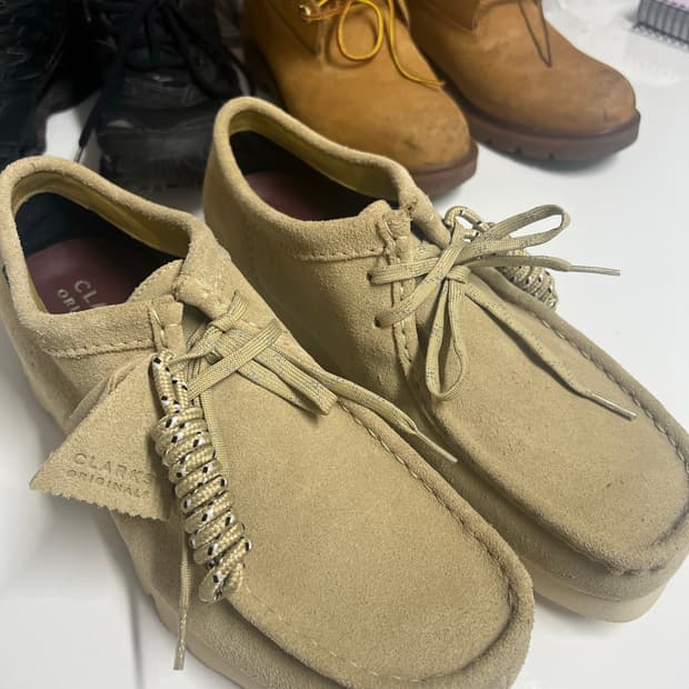 270) 클락스 왈라비 고어텍스 메이플