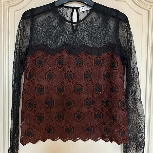 산드로 레이스 시어 블라우스