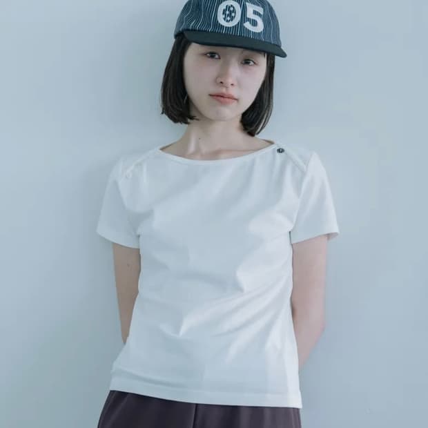 오헤시오 반팔티 새상품